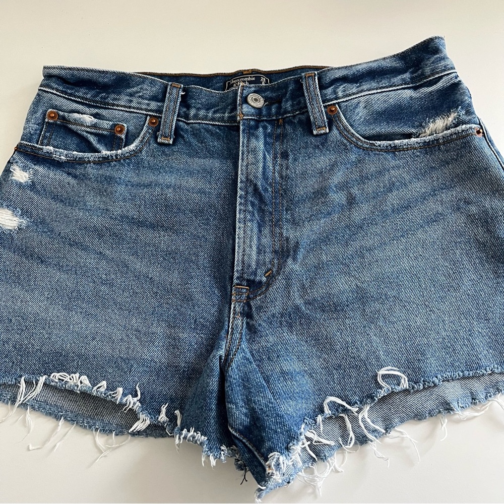 Abercrombie & Fitch Women’s Annie High Rise Short Denim 28/6